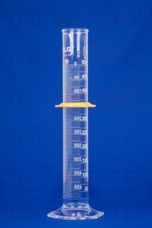 Cylinders, To Delivery (TD) Class A, White Scale, With Double Metric Graduations, Bumper, Capacity 2000mL, Graduation Interval 100 to 2000, Tolerance ±6.00, As Per USP Standards