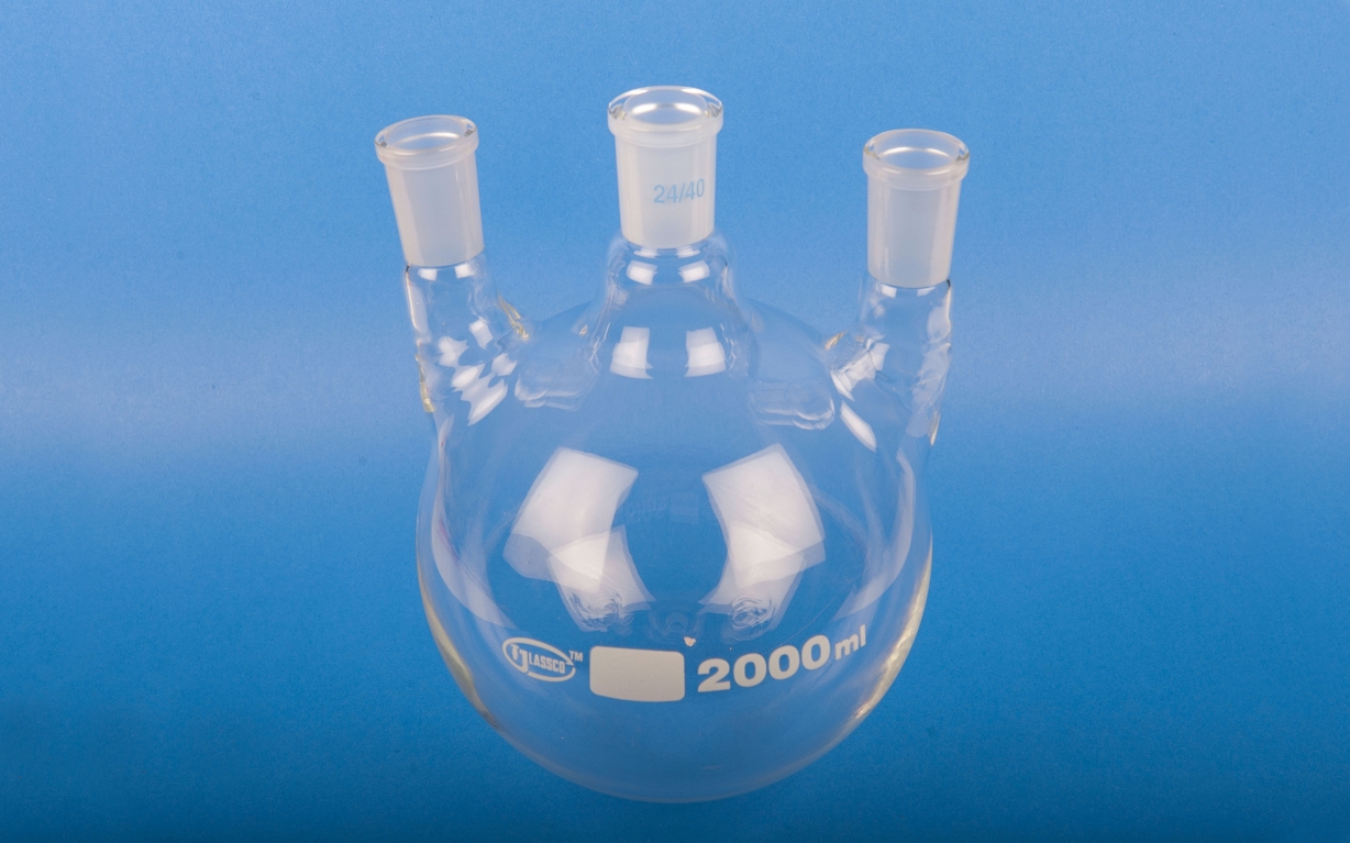 Flask, Three Neck, Vertical, Capacity 2000mL, Centre Joint 24/40, Side Joint 24/40