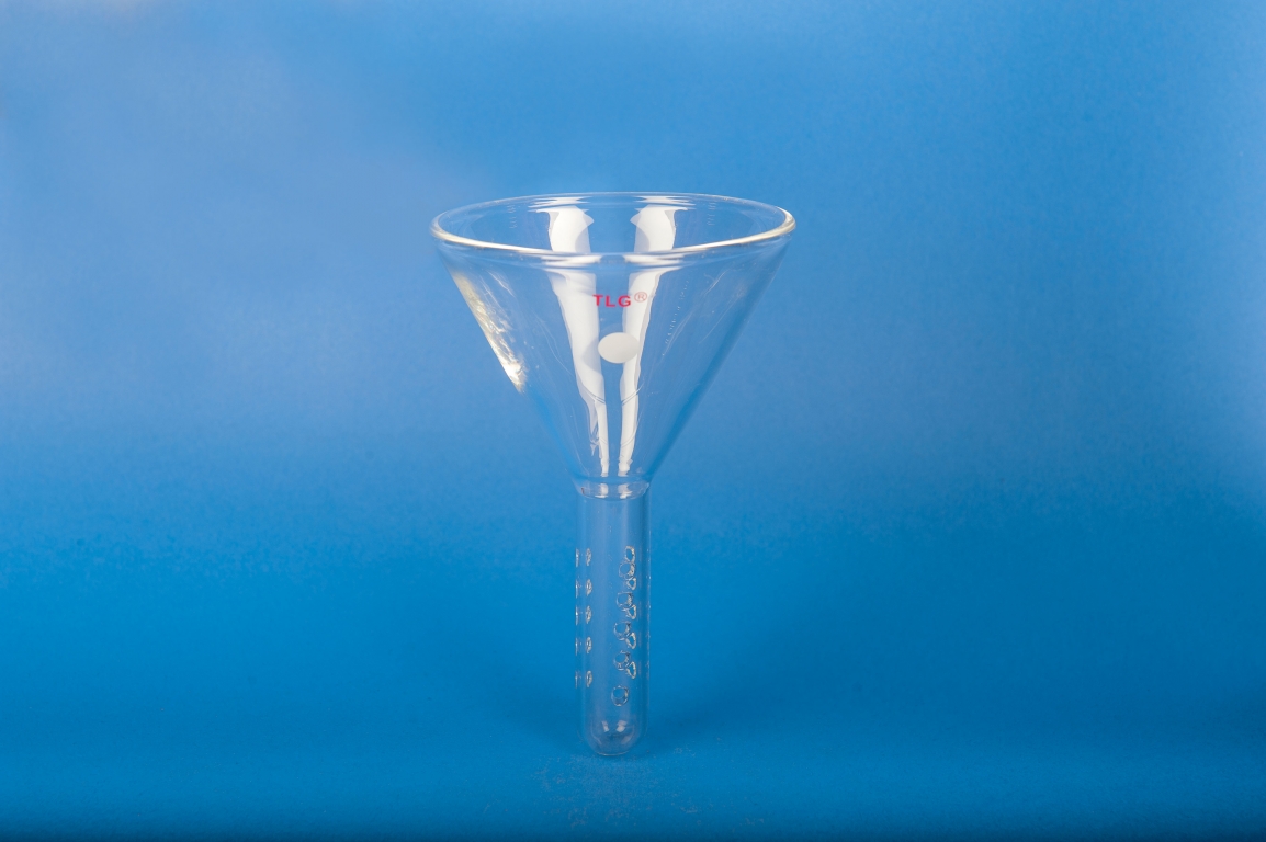 Funnel, Solvent Addition, 19 x 100 Stem O.D x length, Fit column with 24/40 joint or 35/20 joint