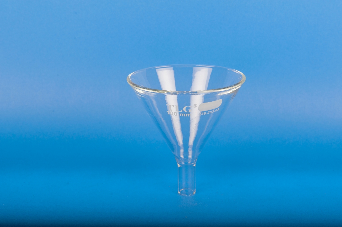 Funnel, Plain, Filling, Powder, Approx. I.D. is 150mm At Funnel top, Approx. Stem Length 35mm, Approx. O.D. of Stem 19mm