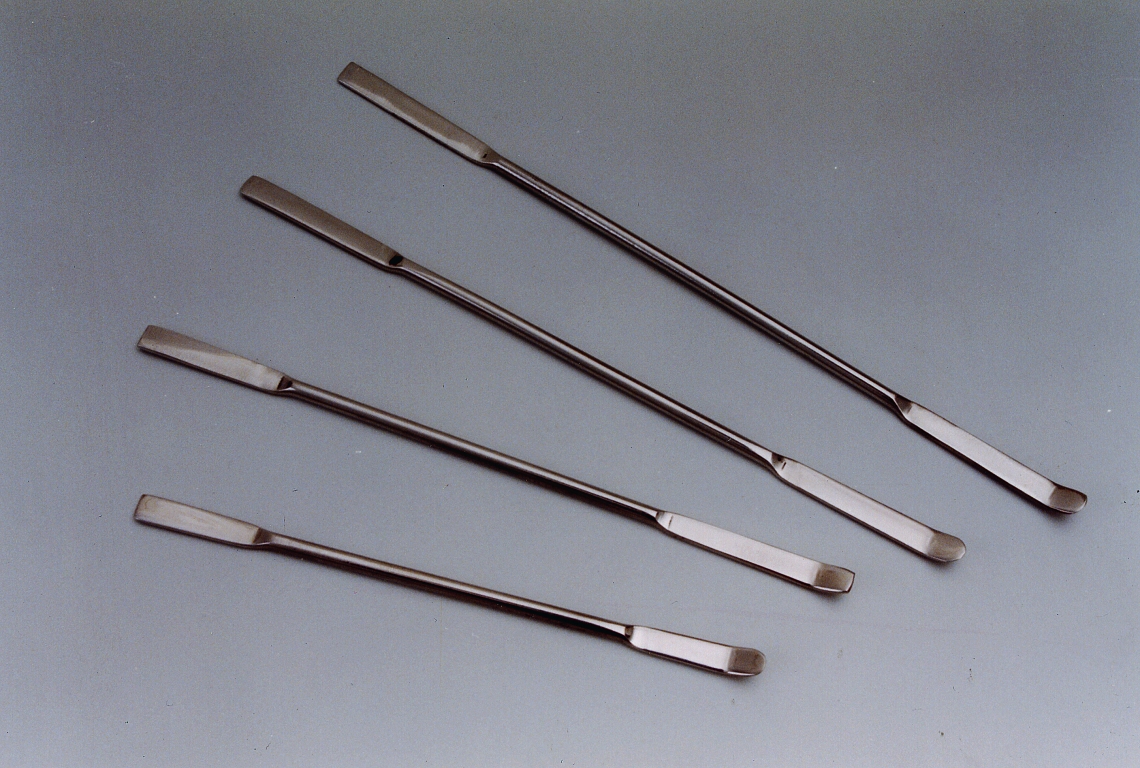 Spatulas, Stainless steel, AISI304. One End Rounded And Bend Up, One End Square, 125mm