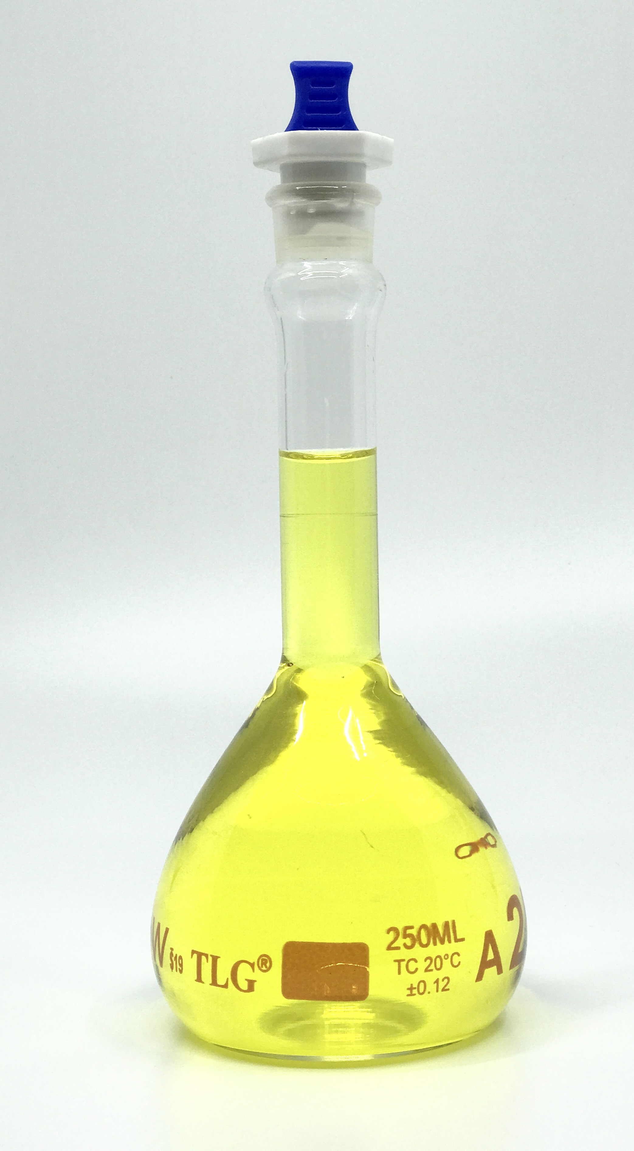 Volumetric Flask, 250mL, Serialized and Certified, Heavy Duty, Wide Mouth, Clear, PE Stopper# 19, Class A, As Per USP Standards