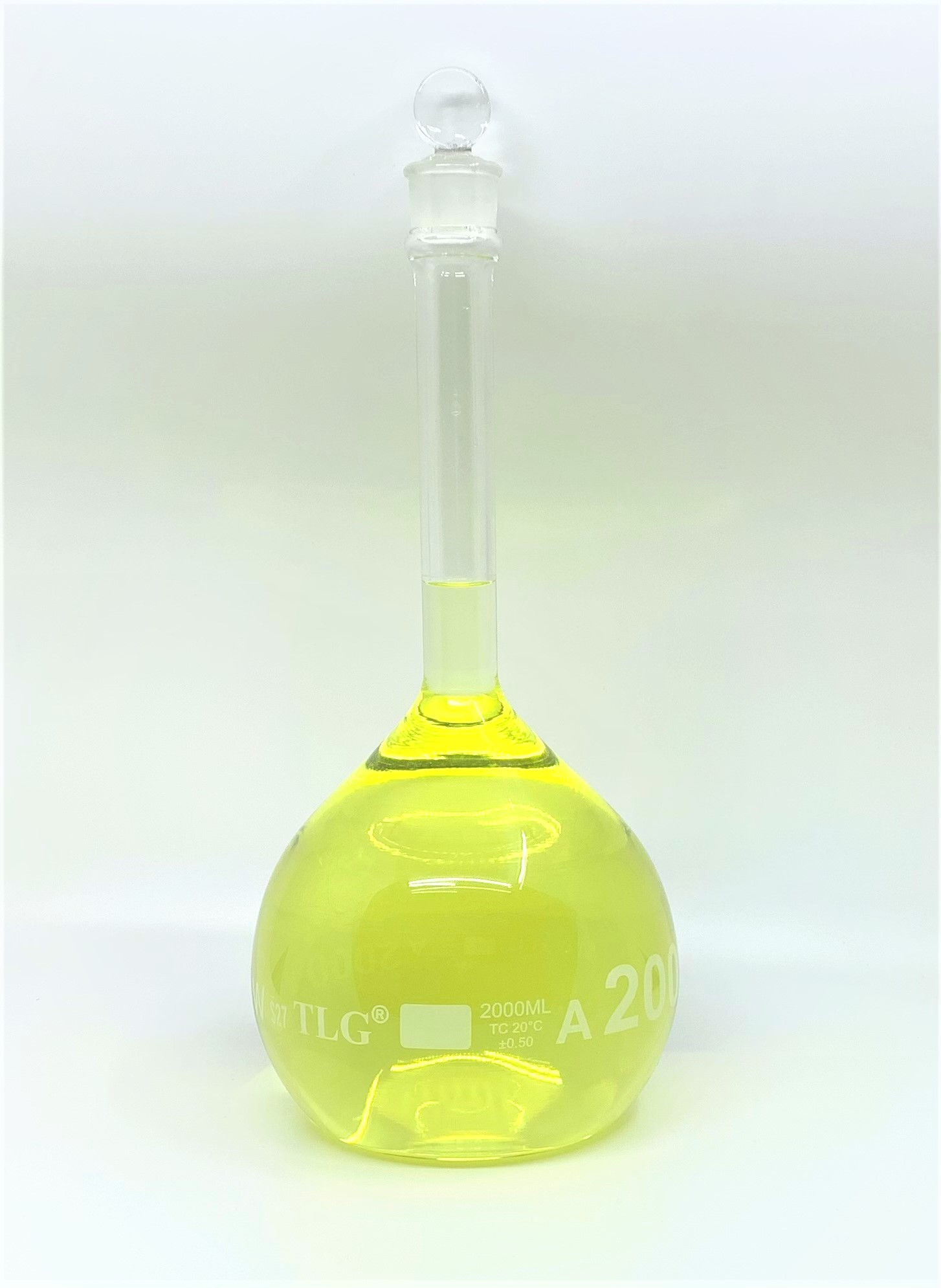 Volumetric Flask, 2000mL, Serialized and Certified, Heavy Duty, Wide Mouth, Clear, Glass Stopper# 27, Class A, As Per USP Standards